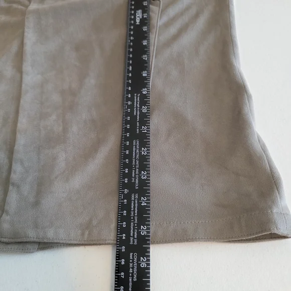 Altar'd State Gray Sleeveless Vest - Picture 8 of 8